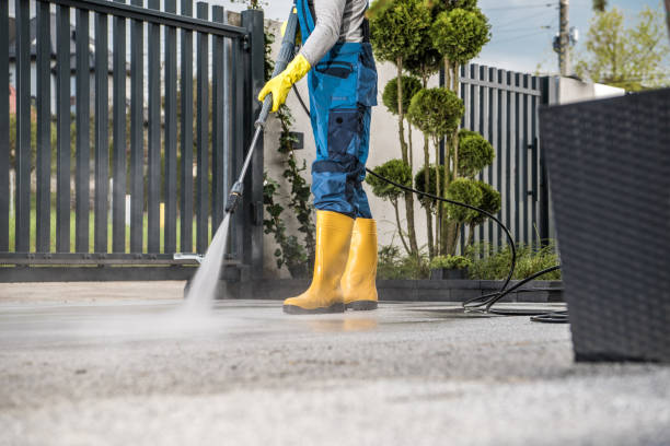 Why Choose Our Certified Pressure Washing Experts for Your Project Needs in Brownsville, LA?